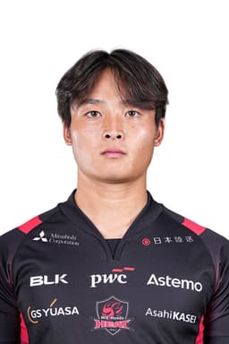 宮坂航生