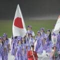 【競泳】日本選手団旗手の大橋信が入場！男子200Ｍ平泳ぎで世界新記録　アジア大会閉会式