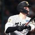 「また一歩近づいた」佐藤輝明のメジャー挑戦にブ軍メディアが興味津々　岡本とのタッグで「成功を収める最大のチャンス」」