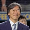巨人　松井新監督発表　山口オーナー「背番号は９０です」　３年契約　「３０日から指揮を執ってもらいます」