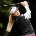【女子ゴルフ】桑木志帆が単独トップで後半へ　３差２位に佐久間朱莉、金沢志奈、高橋しずくら