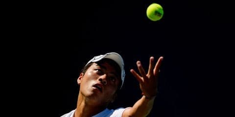 19歳、高橋悠介がポスピショルを破り、自身初のATPツアー本戦進出へ！[楽天ジャパンオープン]