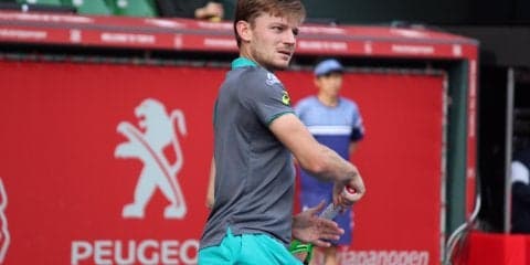 ゴファンが左膝に不安を見せるも逆転勝利でベスト8進出[楽天ジャパンオープン]