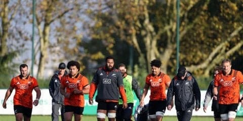  オールブラックスが9年ぶりにミッドウィークマッチ実施　フランスXVに辛勝 