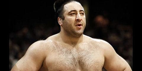 ジョージア出身・栃ノ心は、なぜ「親方の不祥事」をプラスにできたのか