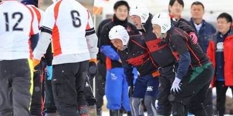  ヨサク、ワタ、モグが共演。津軽雪上ラグビー大会、第52回大会も盛り上がる。 