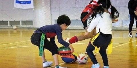 “タックルなし”のラグビー「タグラグビー」を親子で体験！5歳以上～小学生対象・1回2000円
