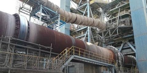 火薬を使った発破を見学するチャンス、工場＆鉱山ツアー