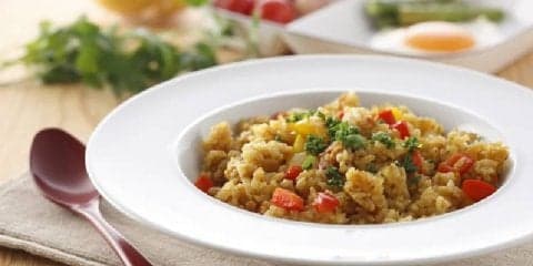 仕事の効率アップ！食後に眠くならないランチの選び方
