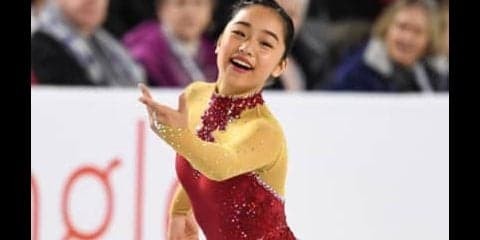 浅田真央以来の快挙。15歳山下真瑚は世界女王の隣でも「普通」の強心臓