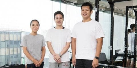 100均トレーニンググッズでできる簡単エクササイズをプロトレーナーが指南