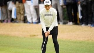 渋野日向子が魅せたスーパーショット。鈴木愛の猛チャージに食らいつく