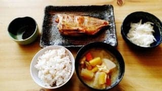 朝食は食べたほうが良いのか？ナチュラルハイジーンとは何か