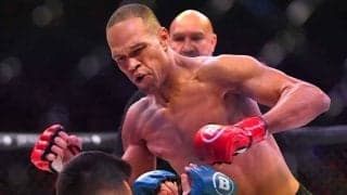 「こんな恐怖、見たことない」　米MMAファイターの“720度回転KOブロー”に海外戦慄