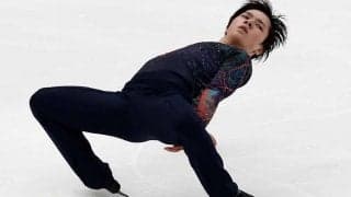 宇野昌磨、愛犬を撫でる“優しい横顔”に反響「昌磨さんの目が…熱い」「安定の寝癖」