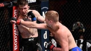 激励拒否の「ノー」3連発　UFC新人の“戦意喪失ギブアップ”に反響「かわいそう」