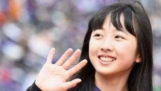本田望結、イケメンサッカー選手との貴重2ショット公開「夢に向かって、狙えゴール」