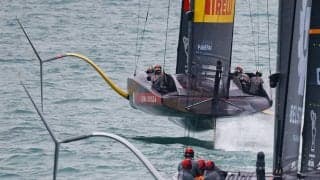 スピードは互角、タッキングマッチを制してルナロッサ4連勝！