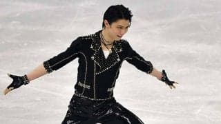羽生結弦、スーツで決めた“懐かしクリケット兄弟”3ショットに反響「象徴的なトリオ」