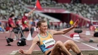 話題のカザフ美人旗手リパコワが予選敗退　三段跳びロンドン五輪女王は笑顔で終了