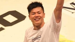 「ほんと似てる」「兄弟やん笑」　那須川天心、そっくりRIZIN戦士との2ショットが話題