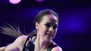 お姫様ザギトワ、アイスショーの“美女と野獣風ショット”に反響「君にぴったりの役」