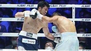 村田諒太の背後で涙ぐんだリングガール2人が話題「めっちゃいい子」「涙も美しかった」