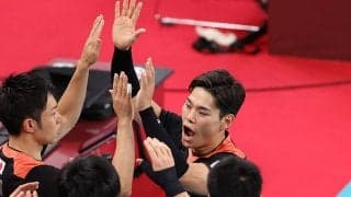 男子バレー日本、強豪相手に炸裂の鋭角クロスに海外驚き「ニシダのクレイジーな跳躍」