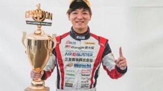 世界初の「eスポーツレーサー兼リアルレーサー」が始球式　9日のロッテ-楽天戦