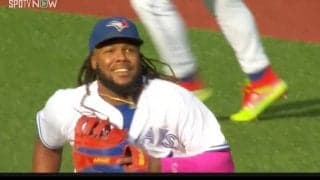 守備もうまいんです！大谷翔平とホームラン王を争ったゲレーロJr.が背走スーパーキャッチ！