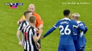 超レイトタックルにチェルシーFWブチギレ！ 敗戦濃厚の終盤に倒されイライラ…乱闘寸前の激昂ぶりに「よく収まったな」スタジアム騒然の瞬間