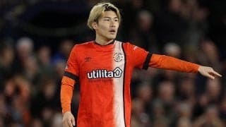 ルートン・タウン橋岡大樹、念願のプレミアリーグ・デビュー！日本人選手では13人目…冨安健洋、三笘薫、遠藤航が鎬を削る世界最高峰の舞台で、得点・失点シーンでいきなり感情爆発