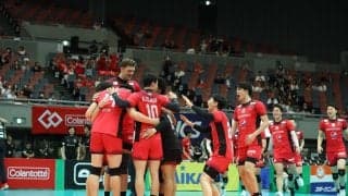 サントリーがVリーグとの二冠達成　第72回黒鷲旗全日本男女選抜大会最終日