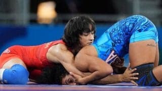「血抜き髪切り脱水」で世界に衝撃　インドレスリング選手を引退にまで追い込んだ＂過酷な減量＂の中身　「彼女の体に衝撃を与えた」【パリ五輪】