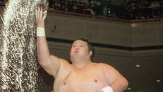 【平成の名力士列伝：水戸泉】豪華な塩まきと取り口で多くのファンの心を掴んだ名関脇の激動の相撲人生