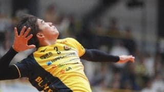 【バレー】日鉄堺BZ・安井恒介選手「昨日と違ってレフトとクイック、パイプを混ぜた攻撃ができていた」 SV男子