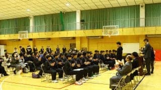 男子が日本一のJOC杯東京都選抜が解団。朝日健太郎会長は「試合中にめぐらせた思いが今後の競技人生でプラスになる」とエール