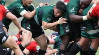 創業の地でのメモリアルな一勝。全員で作り上げたスクラムが勝利の呼び水に