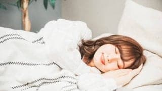 「脳の疲れは〇〇時間眠れば大丈夫！」快眠につながるメソッドを紹介