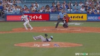 大谷翔平、155キロ打球が直撃…相手投手がマウンドでうずくまる様子 「大丈夫？」「痛そう」ファンから心配の声
