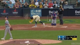 ドジャース戦で“異様な光景” 怒り狂う打者に球場騒然…激しくバットを叩きつける→ベンチで大破壊の瞬間