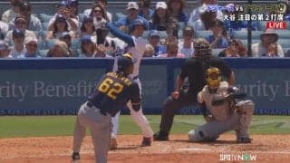 大谷翔平の圧巻34号アーチを“ランナー”ベッツが迎え入れる今季初の瞬間…大不振の相棒に大谷が見せた“表情”がアツい