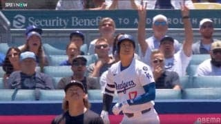 これぞ大谷翔平の「バットフリップ」 ドジャース公式、衝撃37号弾で“たった一文の”粋な投稿に「もはや芸術」「クール！」