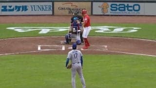 どこ見てんだよ！大谷翔平、160キロ剛速球が“爆速通過”「ビックリしすぎ」空振りした相手打者のリアクションが話題に「そりゃビビる」