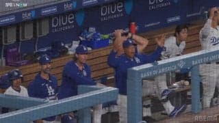 どこ見てんだよ！ロバーツ監督、疑惑の判定に怒り心頭… 大谷翔平も目を見開くリアクション「なんだこの球審」「審判メチャクチャや」
