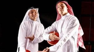 「まるで石油王？」 日本代表・富永啓生&馬場雄大がサウジの伝統衣装姿でアジアカップ公式サイトに登場！