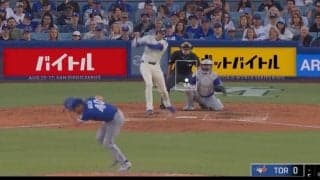 一体、何なんだよ…！ド軍フリーマン、弾丸ライナーで“異常事態”「立てないw」「そりゃビビる」相手投手の頭上ギリギリを”爆速通過”