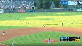 ウソでしょ？ 大谷翔平、爆速弾丸ヒットで“まさかの光景”「ヤバすぎ」「人間じゃないw」投手が転倒→遊撃手までも止められない「どんな打球だよ」