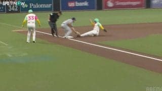 ドジャース戦で起きた“珍事”「なにしてんの？」「すんげえアウトのなり方」まさかの走塁ミスに球場騒然