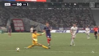 韓国代表GK、痛恨のパスミスで4失点目を献上「だいぶ不用意」ファンは落胆も「ビルドアップの狙いが…」チームの課題を指摘する声も